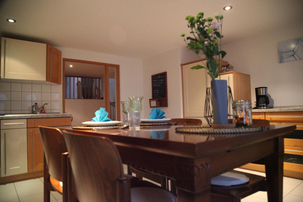 Wunderschoene Dachgeschoss - Maisonette ロストック エクステリア 写真